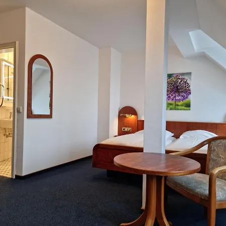 Nassauer Hof Hotel 3*