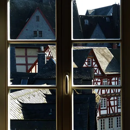 Hotel Nassauer Hof 3*