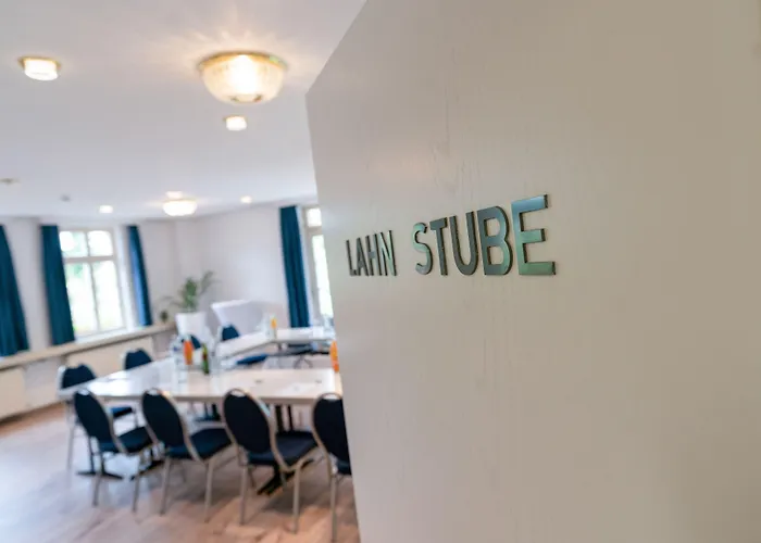 纳索尔霍夫酒店 3*